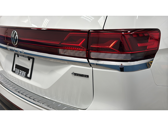 2024 Volkswagen Atlas 2.0T SE