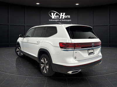 2024 Volkswagen Atlas 2.0T SE