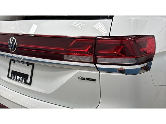 2024 Volkswagen Atlas 2.0T SE