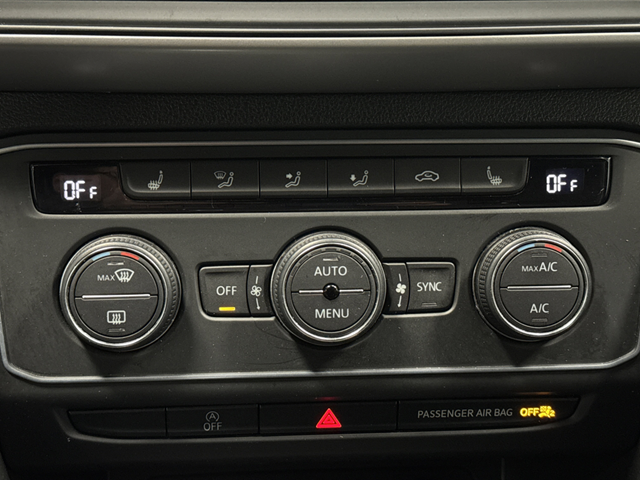 2021 Volkswagen Atlas Cross Sport 3.6L V6 SE w/Technology R-Line