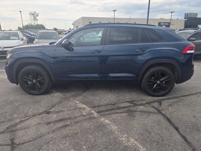 2023 Volkswagen Atlas Cross Sport 2.0T SEL R-Line Black