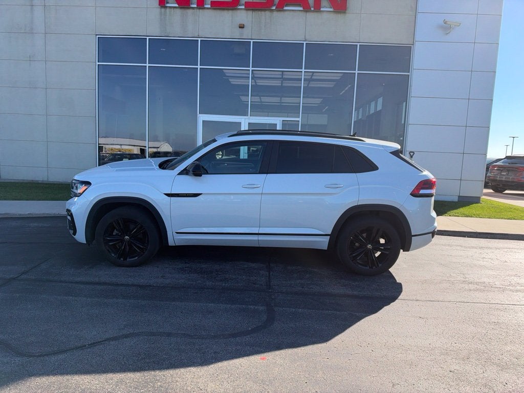 2023 Volkswagen Atlas Cross Sport 2.0T SEL R-Line