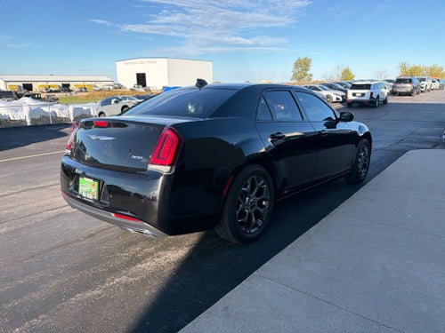 2016 Chrysler 300 S