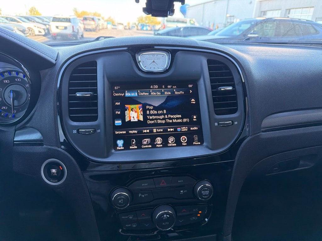 2016 Chrysler 300 S