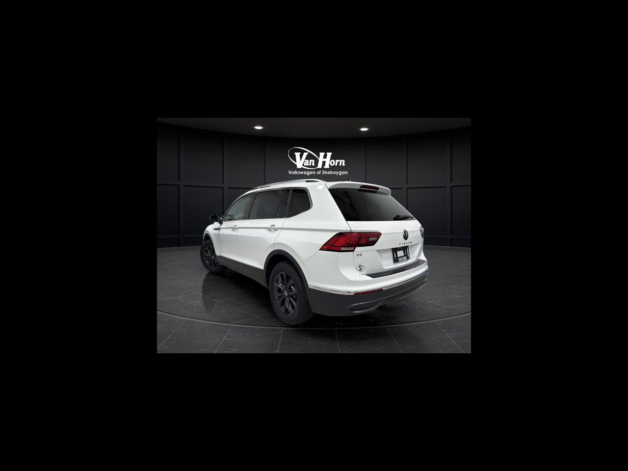 2024 Volkswagen Tiguan 2.0T SE