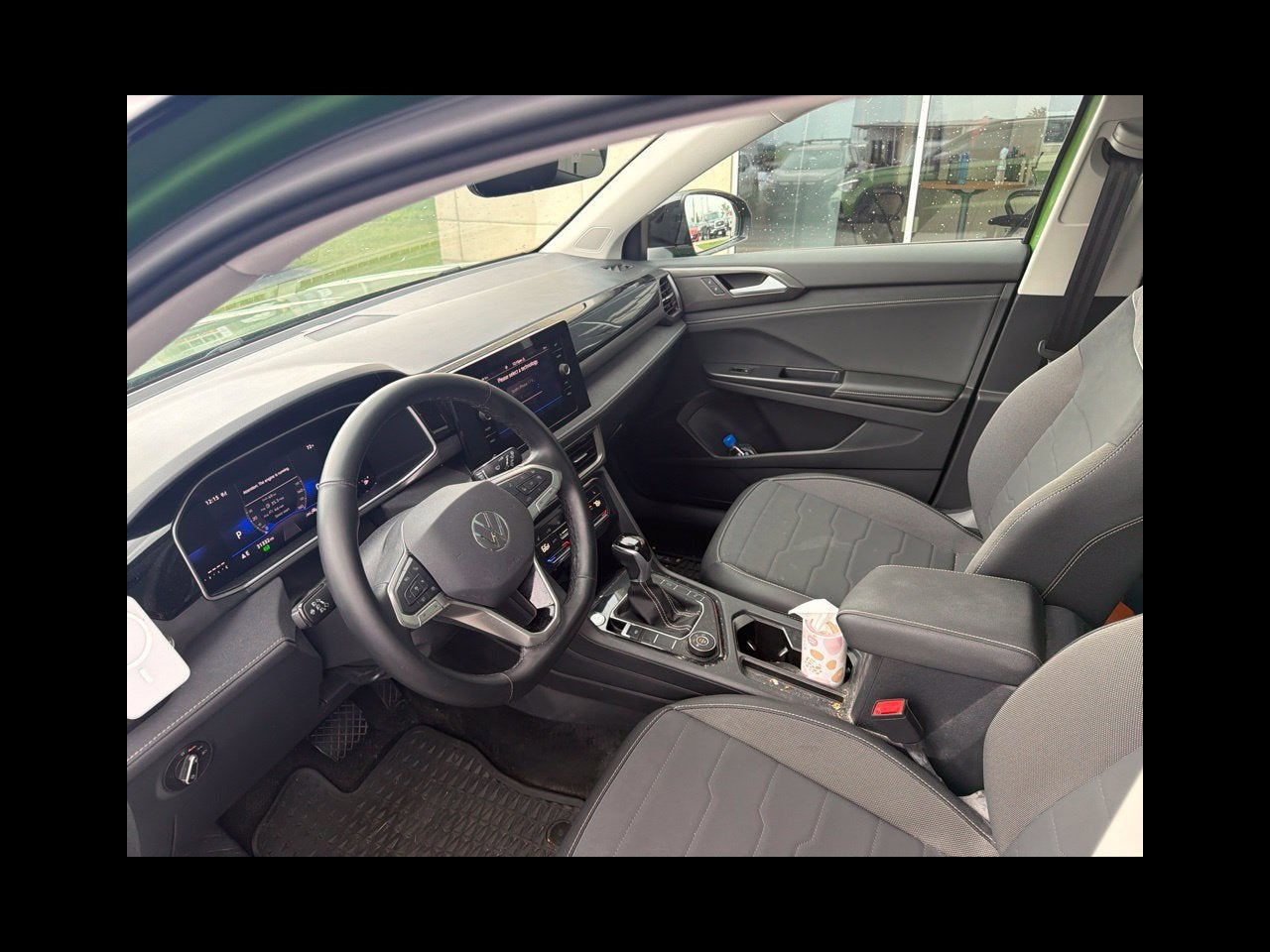2025 Volkswagen Taos 1.5T SE Black