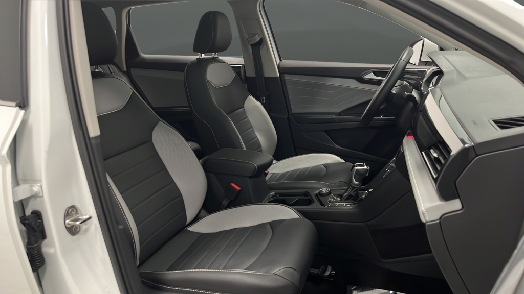 2024 Volkswagen Taos 1.5T SEL