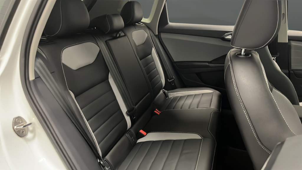 2024 Volkswagen Taos 1.5T SEL
