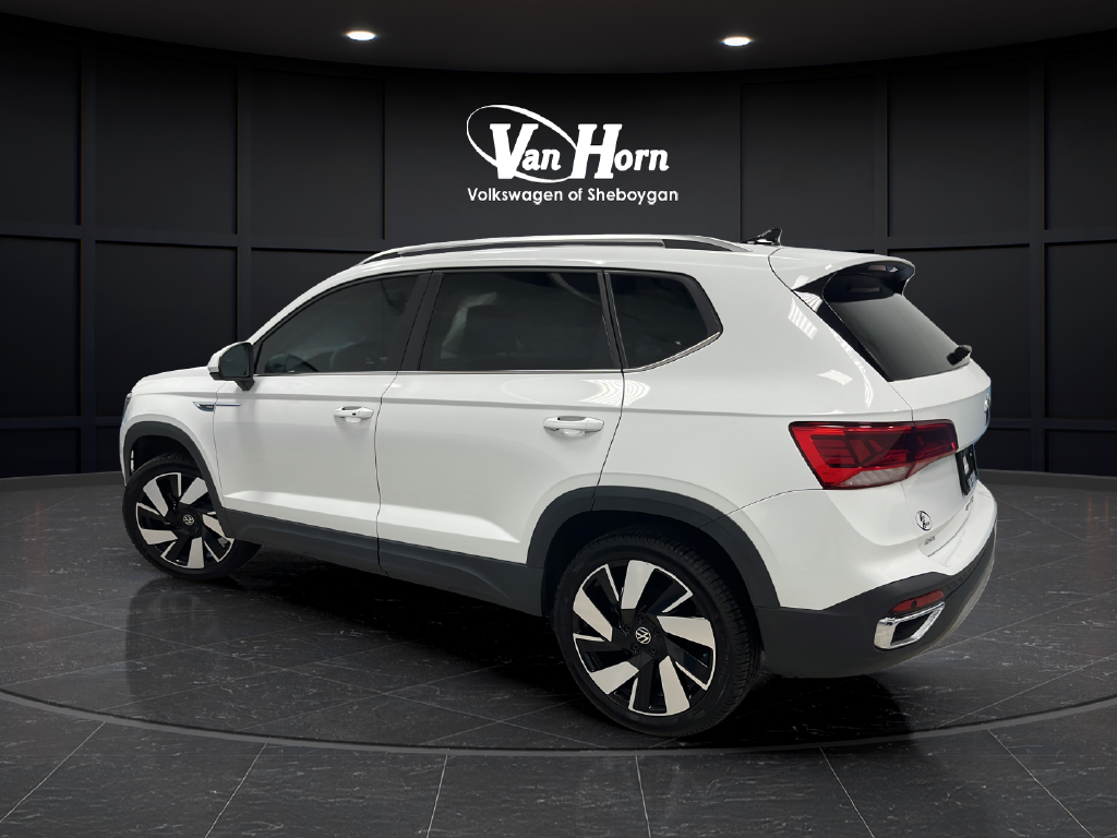 2024 Volkswagen Taos 1.5T SEL