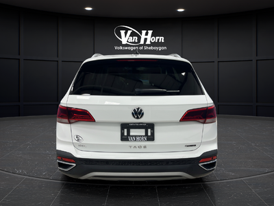 2024 Volkswagen Taos 1.5T SEL