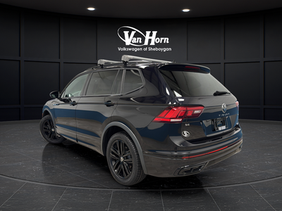 2022 Volkswagen Tiguan 2.0T SE R-Line Black
