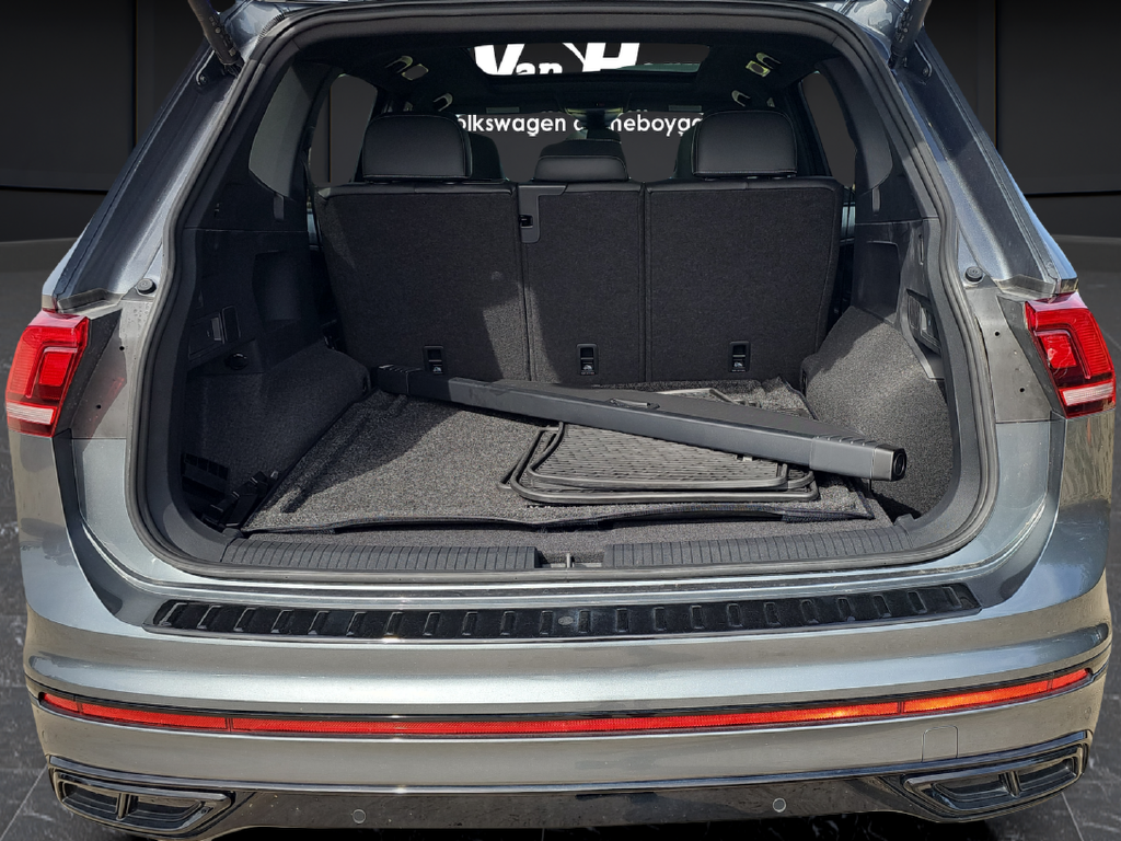 2024 Volkswagen Tiguan 2.0T SE R-Line Black