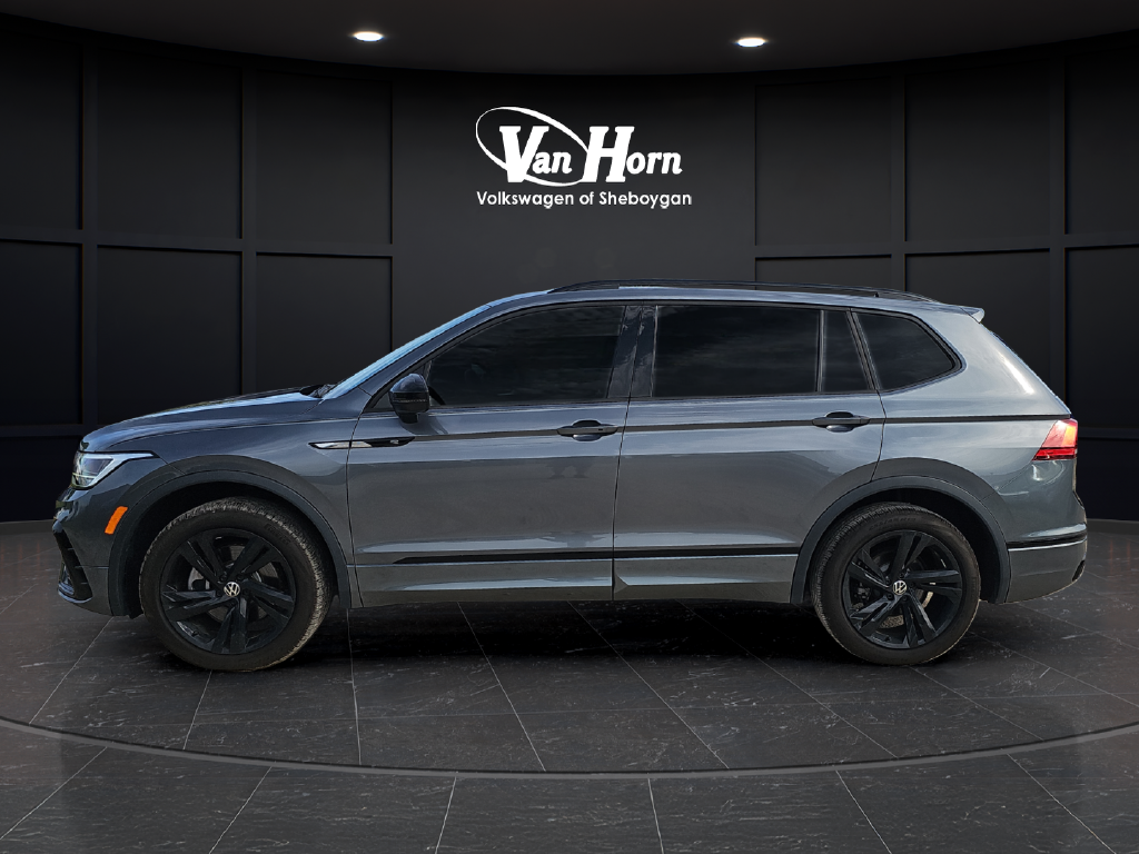 2024 Volkswagen Tiguan 2.0T SE R-Line Black