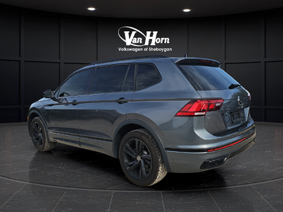 2024 Volkswagen Tiguan 2.0T SE R-Line Black