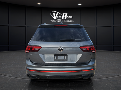 2024 Volkswagen Tiguan 2.0T SE R-Line Black