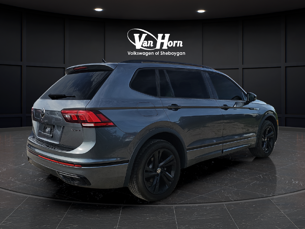 2024 Volkswagen Tiguan 2.0T SE R-Line Black