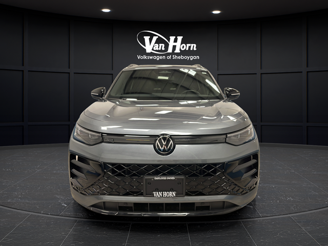 2025 Volkswagen Tiguan 2.0T SE R-Line Black
