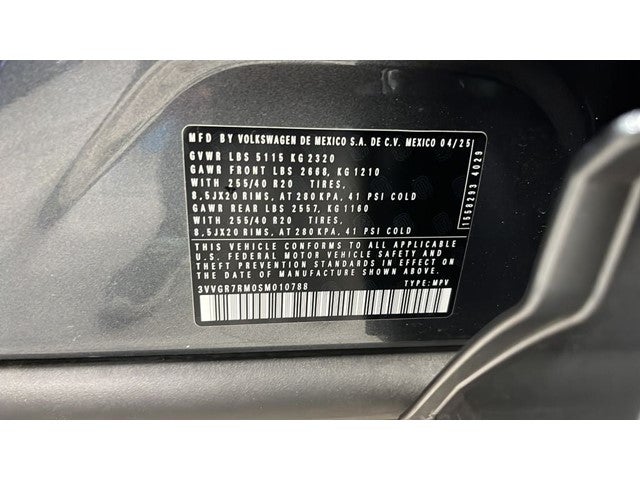 2025 Volkswagen Tiguan 2.0T SE R-Line Black