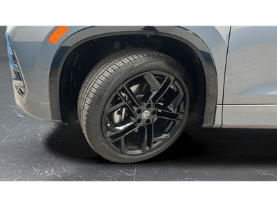 2025 Volkswagen Tiguan 2.0T SE R-Line Black
