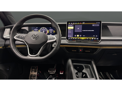 2025 Volkswagen Tiguan 2.0T SE R-Line Black