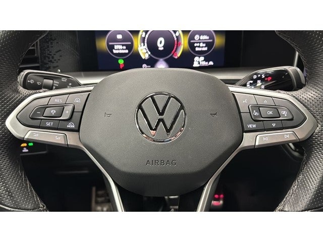 2025 Volkswagen Tiguan 2.0T SE R-Line Black