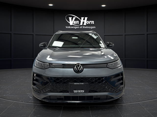 2025 Volkswagen Tiguan 2.0T SE R-Line Black