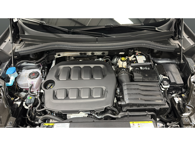 2025 Volkswagen Tiguan 2.0T SE R-Line Black