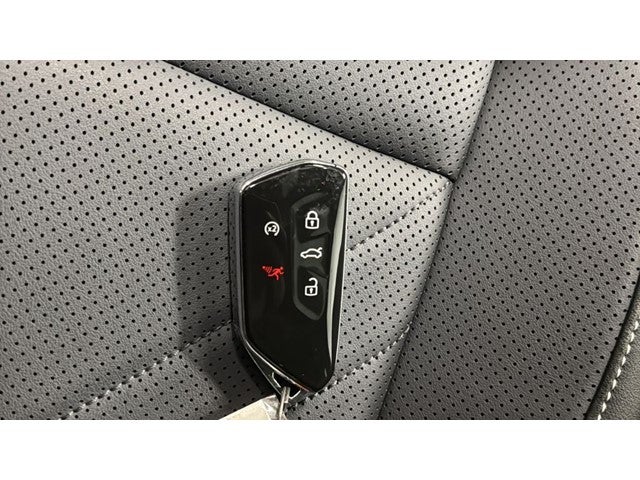 2025 Volkswagen Tiguan 2.0T SE R-Line Black