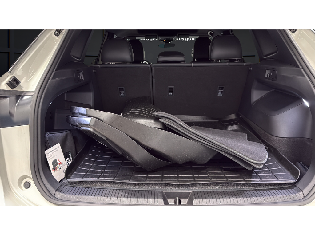 2025 Volkswagen Tiguan 2.0T SE R-Line Black