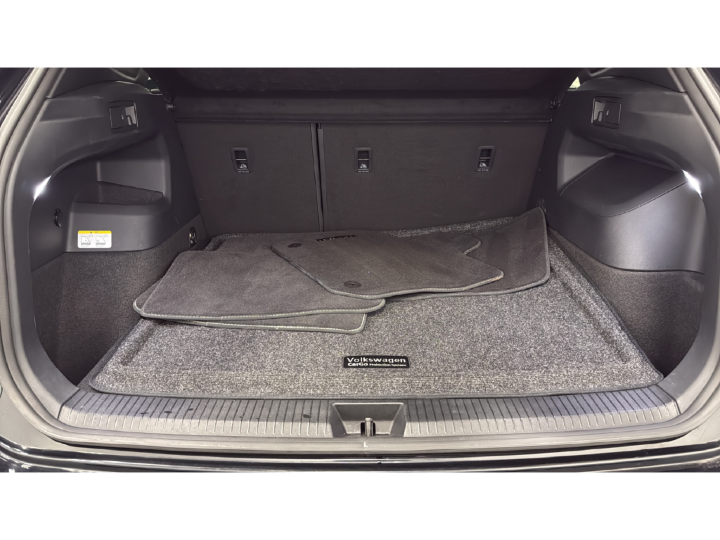 2025 Volkswagen Tiguan 2.0T SEL R-Line