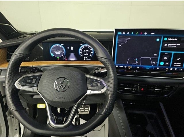 2025 Volkswagen Tiguan 2.0T SEL R-Line