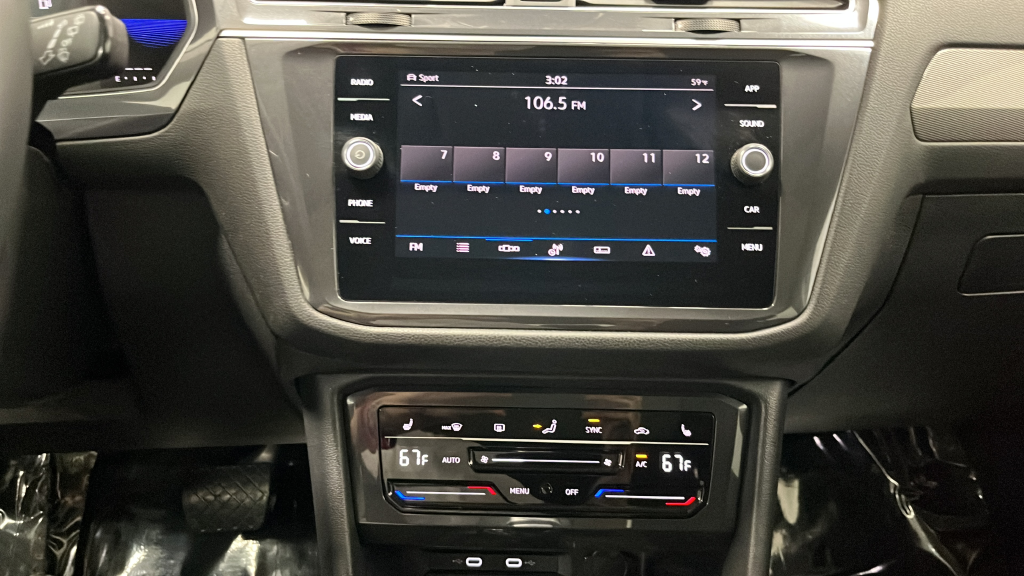 2024 Volkswagen Tiguan 2.0T SE