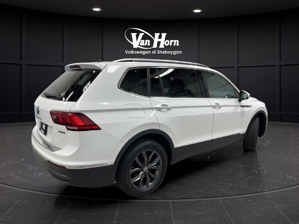 2024 Volkswagen Tiguan 2.0T SE