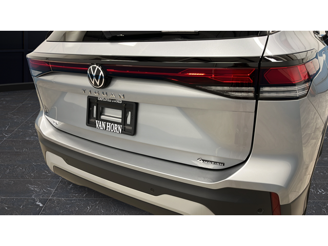 2025 Volkswagen Tiguan 2.0T SE