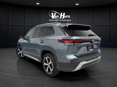 2025 Volkswagen Tiguan 2.0T SE