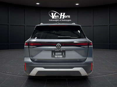 2025 Volkswagen Tiguan 2.0T SE
