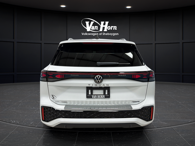 2026 Volkswagen Tiguan 2.0T SEL R-Line Turbo