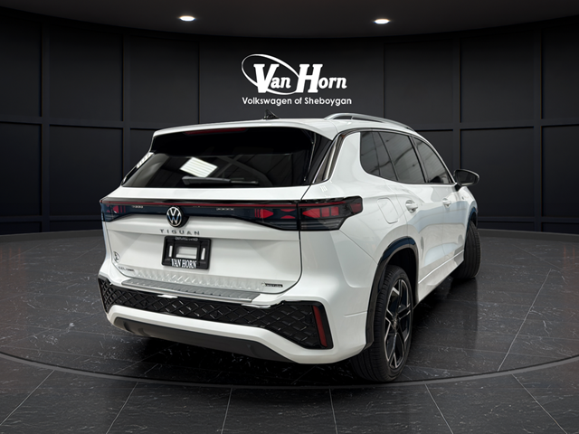 2026 Volkswagen Tiguan 2.0T SEL R-Line Turbo