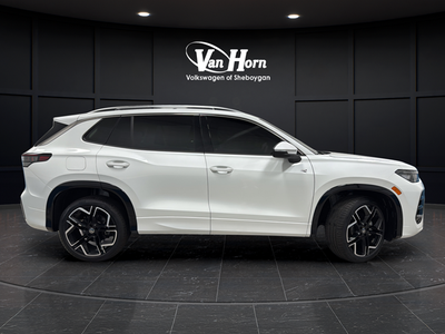 2026 Volkswagen Tiguan 2.0T SEL R-Line Turbo