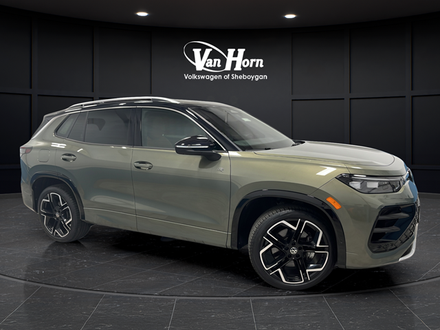 2026 Volkswagen Tiguan 2.0T SEL R-Line Turbo