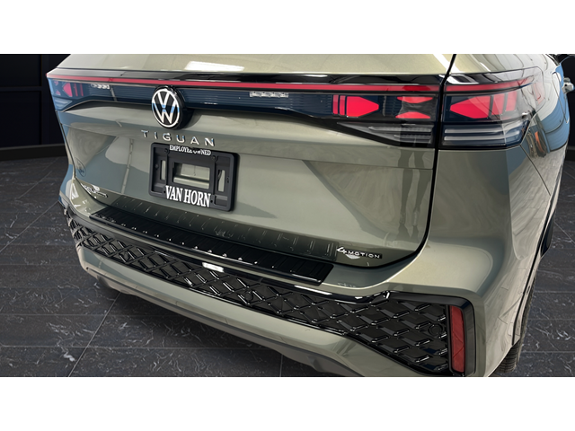 2026 Volkswagen Tiguan 2.0T SEL R-Line Turbo