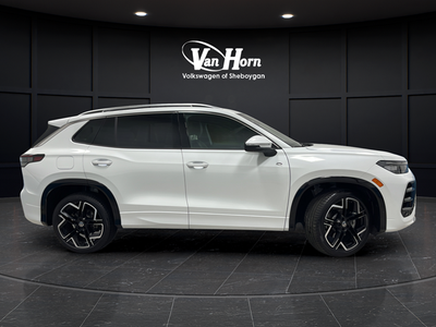 2026 Volkswagen Tiguan 2.0T SEL R-Line Turbo