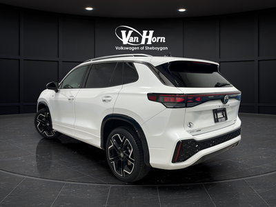 2026 Volkswagen Tiguan 2.0T SEL R-Line Turbo