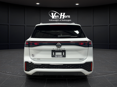 2026 Volkswagen Tiguan 2.0T SEL R-Line Turbo