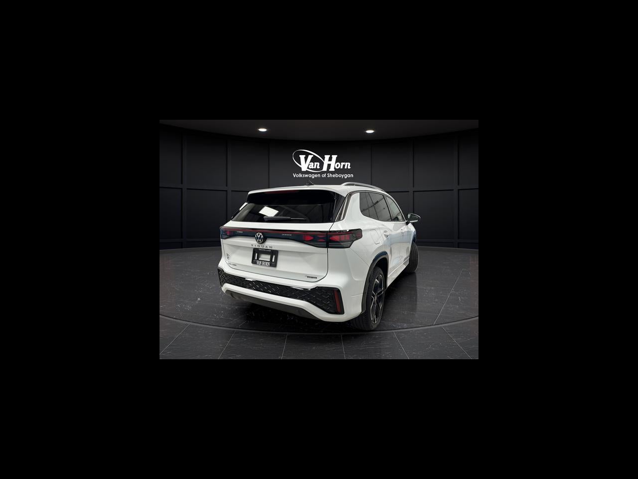 2026 Volkswagen Tiguan SEL R-Line Turbo