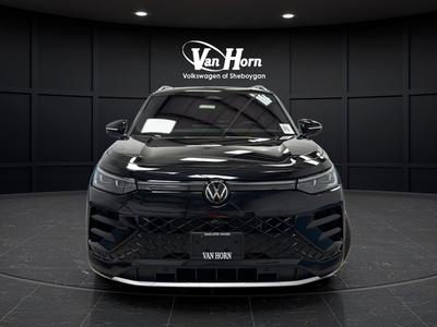2026 Volkswagen Tiguan 2.0T SEL R-Line Turbo