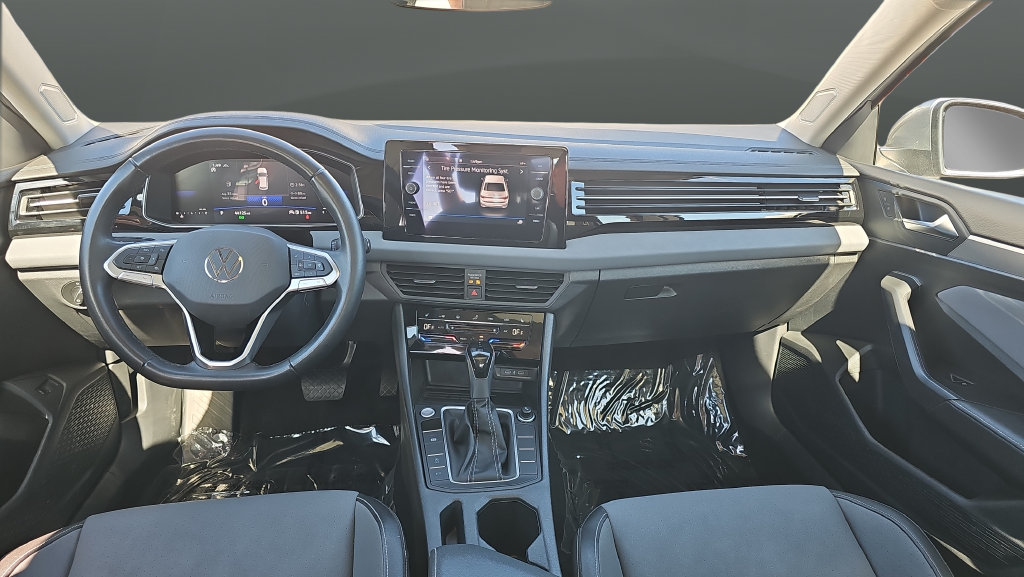 2025 Volkswagen Jetta 1.5T SE
