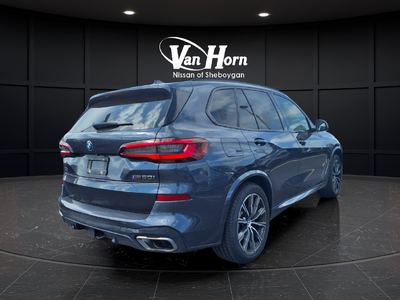 2021 BMW X5 M50i