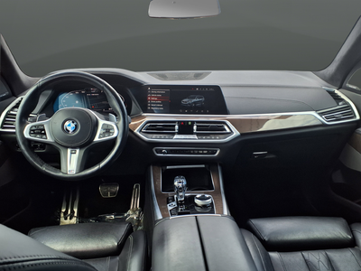 2021 BMW X5 M50i