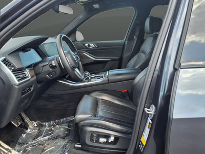 2021 BMW X5 M50i